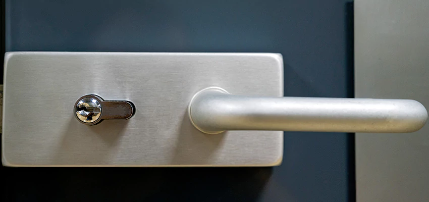 Change Patio Door Locks in Paradise, California